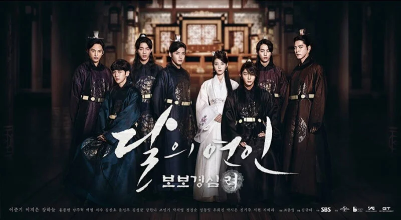 Os K-dramas mais apaixonantes de todos os tempos: Confira nossa lista completa! Confira nossa lista dos K-dramas mais apaixonantes de todos os tempos! Os dramas coreanos, também conhecidos como K-dramas, têm conquistado cada vez mais fãs em todo o mundo. Com histórias envolventes, personagens cativantes e tramas emocionantes, essas produções são capazes de prender a atenção do público do início ao fim. Se você é fã de K-dramas ou está procurando uma nova série para maratonar, não deixe de conferir nossa lista dos dramas coreanos mais apaixonantes de todos os tempos. Desde romances emocionantes até histórias de ação e suspense, há opções para todos os gostos. Além disso, você também pode descobrir novos atores e atrizes talentosos que estão fazendo sucesso na Coreia do Sul. Clássicos do K-drama Os K-dramas são conhecidos por sua narrativa emocionante e personagens cativantes. Se você está procurando os melhores K-dramas de todos os tempos, confira esta lista de dramas clássicos que vão fazer você rir, chorar e se apaixonar. Romances Históricos Os romances históricos são um dos gêneros mais populares dos K-dramas. Eles combinam elementos de romance, fantasia e história para criar uma narrativa única e envolvente. Aqui estão alguns dos melhores romances históricos que você precisa assistir: Scarlet Heart: Ryeo: Este drama é uma adaptação coreana da série chinesa "Scarlet Heart". Ele segue a história de uma mulher moderna que viaja no tempo para a dinastia Goryeo e se apaixona por um príncipe. O drama é conhecido por sua trama emocionante e atuações incríveis. Moon Lovers: Scarlet Heart Ryeo: Este drama é uma continuação de "Scarlet Heart: Ryeo". Ele segue a história de uma mulher que viaja no tempo para a dinastia Goryeo e se envolve em uma guerra pelo trono. O drama é conhecido por sua trama emocionante e atuações incríveis. Dramas Familiares Os dramas familiares são outro gênero popular dos K-dramas. Eles exploram temas como amor, amizade, família e relacionamentos. Aqui estão alguns dos melhores dramas familiares que você precisa assistir: Reply 1988: Este drama segue a história de cinco amigos que crescem juntos em um bairro de Seul na década de 1980. O drama é conhecido por sua trama emocionante e atuações incríveis. My Father is Strange: Este drama segue a história de uma família que vive em Seul. Quando um ator famoso entra em suas vidas, eles são forçados a enfrentar seus medos e inseguranças. O drama é conhecido por sua trama emocionante e atuações incríveis. Esses são apenas alguns dos melhores K-dramas clássicos que você precisa assistir. Com personagens cativantes, tramas emocionantes e atuações incríveis, esses dramas vão te fazer rir, chorar e se apaixonar. K-dramas Modernos Os K-dramas modernos são conhecidos por sua qualidade cinematográfica, atuações impressionantes e histórias envolventes. Nesta seção, vamos explorar as comédias românticas e os thrillers e mistérios que se destacam como alguns dos melhores K-dramas modernos. Comédias Românticas As comédias românticas são um dos gêneros mais populares de K-dramas modernos. Esses dramas são conhecidos por seus enredos leves e divertidos, personagens cativantes e finais felizes. Aqui estão algumas das comédias românticas mais populares dos últimos anos: Crash Landing on You: Este drama de sucesso segue a história de uma mulher sul-coreana que acidentalmente pousa na Coreia do Norte e se apaixona por um oficial do exército norte-coreano. O drama é uma mistura perfeita de romance, comédia e drama. What's Wrong with Secretary Kim: Este drama conta a história de um CEO arrogante e sua secretária dedicada que decide deixá-lo. O drama é repleto de momentos engraçados e românticos. Strong Woman Do Bong Soon: Este drama segue a vida de uma mulher com superpoderes que se apaixona por um detetive. O drama é uma mistura de comédia, romance e ação. Thrillers e Mistérios Os thrillers e mistérios são outro gênero popular de K-dramas modernos. Esses dramas são conhecidos por seus enredos emocionantes, personagens complexos e reviravoltas surpreendentes. Aqui estão algumas das melhores opções: Signal: Este drama segue a história de um detetive que se comunica com um detetive do passado através de um rádio. Juntos, eles tentam resolver casos antigos e impedir crimes futuros. Stranger: Este drama segue a história de um promotor que se une a uma policial para investigar uma série de assassinatos. O drama é repleto de suspense e reviravoltas surpreendentes. Memories of Murder: Este drama é baseado em um caso real de assassinato em série na Coreia do Sul. O drama segue a história de dois detetives que lutam para capturar o assassino. O drama é emocionante e bem executado. Esses são apenas alguns dos muitos K-dramas modernos que valem a pena assistir. Com suas histórias emocionantes e personagens cativantes, esses dramas são uma ótima maneira de mergulhar na cultura pop coreana. Produções Premiadas Os K-dramas são conhecidos por sua qualidade de produção e enredos envolventes, e muitos deles foram premiados em festivais de cinema e televisão. Aqui estão alguns dos K-dramas mais premiados de todos os tempos: "My Love from the Star" "My Love from the Star" é um K-drama de 2013 que conta a história de Do Min-joon, um alienígena que vive na Terra há 400 anos e se apaixona por uma famosa atriz. O drama foi um grande sucesso na Coreia do Sul e em outros países asiáticos, e ganhou vários prêmios, incluindo o Baeksang Arts Award de Melhor Drama de TV e o Seoul International Drama Award de Melhor Drama Asiático. "Descendants of the Sun" "Descendants of the Sun" é um K-drama de 2016 que segue a história de um soldado e uma médica que se apaixonam enquanto trabalham em uma missão humanitária em um país em guerra. O drama foi um grande sucesso na Coreia do Sul e em outros países, e ganhou vários prêmios, incluindo o Baeksang Arts Award de Melhor Drama de TV e o Seoul International Drama Award de Melhor Drama Asiático. "Goblin" "Goblin" é um K-drama de 2016 que conta a história de um guerreiro imortal que se apaixona por uma jovem mulher destinada a ser sua noiva. O drama foi um grande sucesso na Coreia do Sul e em outros países, e ganhou vários prêmios, incluindo o Baeksang Arts Award de Melhor Drama de TV e o Seoul International Drama Award de Melhor Drama Asiático. "Itaewon Class" "Itaewon Class" é um K-drama de 2020 que segue a história de um jovem que busca vingança contra um conglomerado que arruinou a vida de seu pai. O drama foi um grande sucesso na Coreia do Sul e em outros países, e ganhou vários prêmios, incluindo o Baeksang Arts Award de Melhor Drama de TV e o Seoul International Drama Award de Melhor Drama Asiático. Esses são apenas alguns dos K-dramas mais premiados de todos os tempos. Com suas histórias emocionantes e produções de alta qualidade, esses dramas continuam a encantar e cativar o público em todo o mundo. Talentos em Destaque Os K-dramas são conhecidos por sua habilidade em apresentar atores talentosos e diretores visionários. Aqui estão alguns dos talentos em destaque que fizeram um grande impacto na indústria de K-dramas. Atores Icônicos Lee Min Ho Lee Min Ho é um dos atores mais conhecidos da Coreia do Sul. Ele é famoso por seus papéis em dramas como "Boys Over Flowers" e "The Heirs". Sua atuação habilidosa e carisma natural o tornam um dos atores mais populares da Coreia do Sul. Song Hye Kyo Song Hye Kyo é uma atriz talentosa que ganhou muitos prêmios por suas performances em dramas como "Descendants of the Sun" e "Full House". Ela é conhecida por sua beleza e habilidade em transmitir emoções complexas em suas atuações. Diretores Visionários Kim Eun Sook Kim Eun Sook é uma das mais renomadas roteiristas e diretoras de K-dramas. Ela é conhecida por sua habilidade em criar histórias envolventes e personagens bem desenvolvidos. Seus trabalhos incluem "Descendants of the Sun" e "Goblin". Lee Eung Bok Lee Eung Bok é um diretor de K-dramas conhecido por sua habilidade em criar cenas cinematográficas e emocionantes. Seus trabalhos incluem "Descendants of the Sun" e "Mr. Sunshine". Ele é conhecido por sua habilidade em criar dramas históricos autênticos e emocionantes. Os talentos em destaque acima são apenas alguns exemplos de como os K-dramas são conhecidos por apresentar atores e diretores de alto calibre. Com sua habilidade em contar histórias envolventes e apresentar personagens complexos, os K-dramas continuam a ser um dos gêneros mais populares da televisão. Trilhas Sonoras Marcantes Uma das características mais marcantes dos K-dramas são suas trilhas sonoras emocionantes e cativantes. As músicas muitas vezes são compostas especialmente para o drama e se tornam um elemento importante da história. Algumas das trilhas sonoras mais populares incluem "My Love from the Star" com a música "My Destiny" de Lyn, que se tornou um sucesso instantâneo e é considerada uma das melhores trilhas sonoras de K-drama de todos os tempos. Outra trilha sonora inesquecível é a de "Descendants of the Sun", que apresenta a música "Always" de Yoon Mi Rae. A música foi um sucesso instantâneo e é frequentemente tocada em casamentos e eventos românticos. Além disso, "Goblin" apresenta uma trilha sonora cativante, incluindo a música "Stay with Me" de Chanyeol e Punch, que se tornou uma das músicas mais populares de 2017. Essas são apenas algumas das trilhas sonoras marcantes que tornam os K-dramas ainda mais emocionantes e memoráveis. Cada drama tem sua própria trilha sonora única que ajuda a contar a história e a criar uma conexão emocional com os personagens. Impacto Cultural e Global Os K-dramas têm se tornado cada vez mais populares em todo o mundo nas últimas décadas. Essas séries de televisão coreanas têm atraído uma base de fãs leal e entusiasmada por causa de suas histórias emocionantes, personagens cativantes e produção de alta qualidade. Os K-dramas têm um grande impacto cultural na Coreia do Sul e em outros países. Eles são frequentemente usados para promover a cultura coreana e o turismo, como aconteceu com o drama "Winter Sonata", que atraiu muitos turistas japoneses para a Coreia do Sul. Além disso, muitos dramas apresentam a cultura coreana, como a comida, a moda e a música, o que ajuda a espalhar a cultura coreana pelo mundo. Além disso, os K-dramas têm um grande impacto econômico. Eles geram empregos para atores, diretores, escritores e outros profissionais da indústria cinematográfica. Além disso, muitos dramas são filmados em locais turísticos, o que ajuda a impulsionar o turismo em áreas específicas. Em resumo, os K-dramas têm um impacto cultural e econômico significativo em todo o mundo. Eles são uma forma popular de entretenimento que ajuda a promover a cultura coreana e a impulsionar a economia. Plataformas de Transmissão e Acesso Os K-dramas têm ganhado cada vez mais popularidade em todo o mundo, e existem diversas plataformas de streaming que disponibilizam essas produções sul-coreanas para o público. Algumas das principais plataformas são: Netflix: A Netflix é uma das maiores plataformas de streaming do mundo e conta com uma grande variedade de K-dramas em seu catálogo. Alguns dos títulos mais populares incluem "Crash Landing on You", "Kingdom" e "Vincenzo". A plataforma também costuma lançar novas produções originais sul-coreanas, como "Squid Game" e "Hellbound". Rakuten Viki: O Rakuten Viki é uma plataforma de streaming focada em dramas asiáticos, incluindo os K-dramas. A plataforma oferece legendas em diversos idiomas, incluindo português, e conta com uma comunidade ativa de fãs que ajudam a traduzir e legendar as produções. Alguns dos K-dramas mais populares no Rakuten Viki incluem "It's Okay to Not Be Okay", "True Beauty" e "Hotel del Luna". ViKi: A ViKi é outra plataforma de streaming que se concentra em dramas asiáticos, incluindo os K-dramas. A plataforma oferece legendas em diversos idiomas, incluindo português, e conta com uma comunidade ativa de fãs que ajudam a traduzir e legendar as produções. Alguns dos K-dramas mais populares na ViKi incluem "Crash Landing on You", "What's Wrong with Secretary Kim" e "The King: Eternal Monarch". Além dessas plataformas, existem outras opções de acesso aos K-dramas, como canais de TV a cabo e serviços de aluguel de filmes online. Cada plataforma tem suas próprias vantagens e desvantagens, e cabe ao espectador escolher a que melhor atende às suas necessidades e preferências.