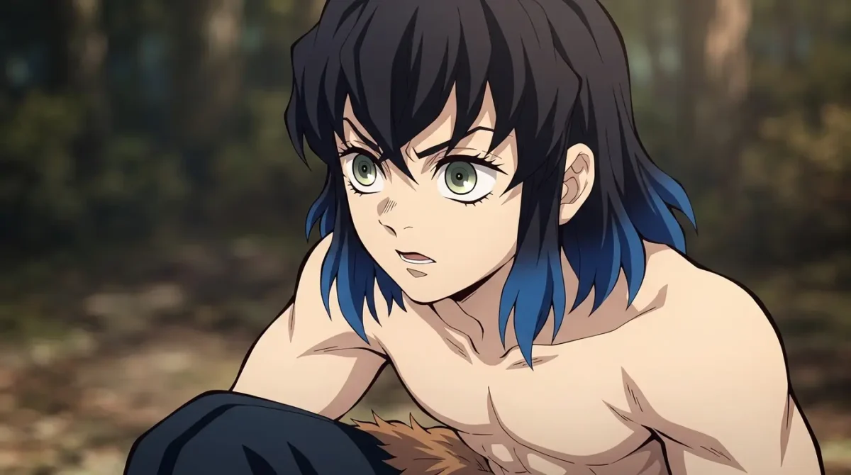 Inosuke Hashibira sem máscara revelando rosto delicado em Demon Slayer